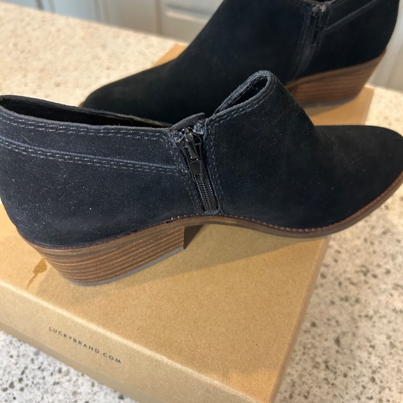 Lucky Brand's Feltyn booties - Picture 15 of 15